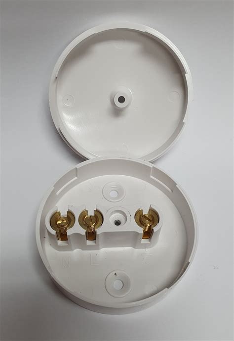 ceiling rose junction box screwfix|changing a ceiling rose fitting.